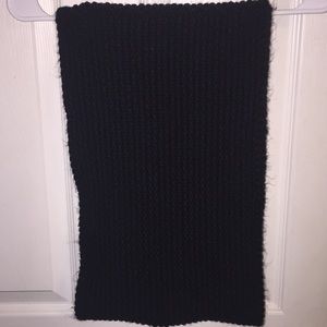 Black knit scarf